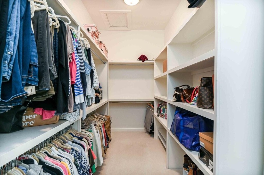 Ogunquit, Maine, 03907, United States, 4 Bedrooms Bedrooms, ,3 BathroomsBathrooms,Residential,Forsale,1894028