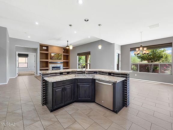 Oro Valley, Arizona, 85755, United States, 3 Bedrooms Bedrooms, ,2 BathroomsBathrooms,Residential,Forsale,1963528