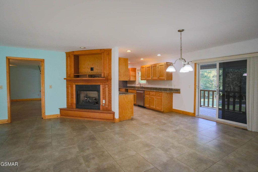 Sevierville, Tennessee, 37862, United States, 3 Bedrooms Bedrooms, ,2 BathroomsBathrooms,Residential,Forsale,1973584