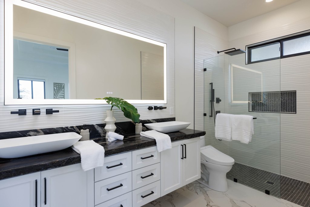 Kamuela, Hawaii, 96743, United States, 4 Bedrooms Bedrooms, ,4 BathroomsBathrooms,Residential,Forsale,1989825