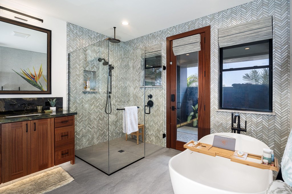 Kamuela, Hawaii, 96743, United States, 5 Bedrooms Bedrooms, ,5.5 BathroomsBathrooms,Residential,Forsale,1989836