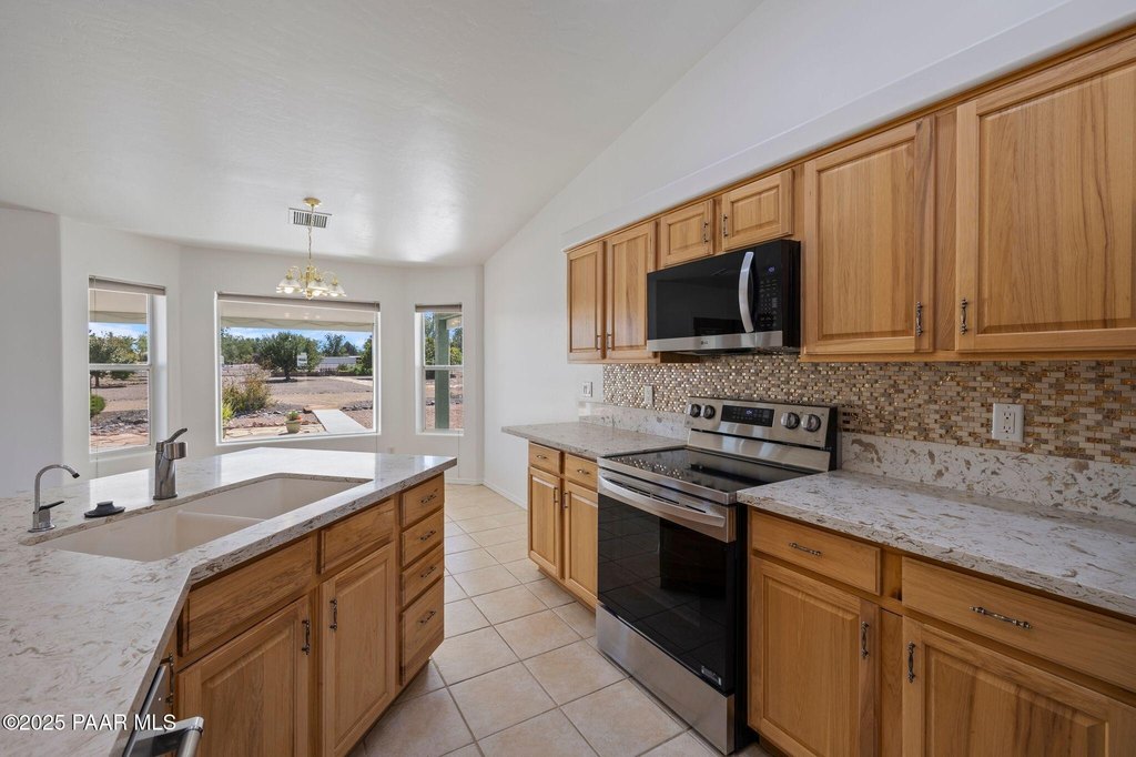 Chino Valley, Arizona, 86323, United States, 3 Bedrooms Bedrooms, ,2 BathroomsBathrooms,Residential,Forsale,1994067