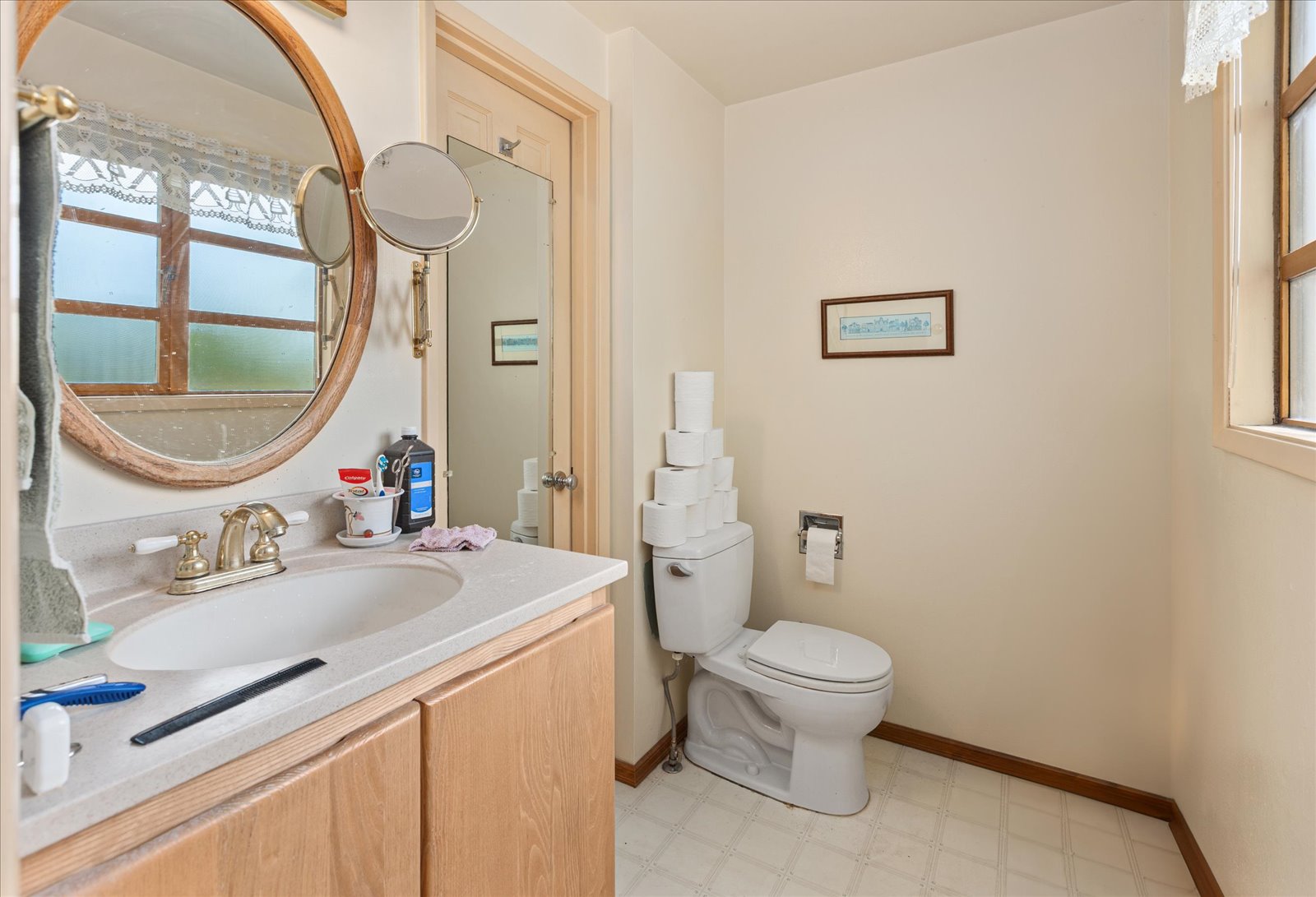 Bellevue, Washington, 98005, United States, 5 Bedrooms Bedrooms, ,1.5 BathroomsBathrooms,Residential,Forsale,1965895