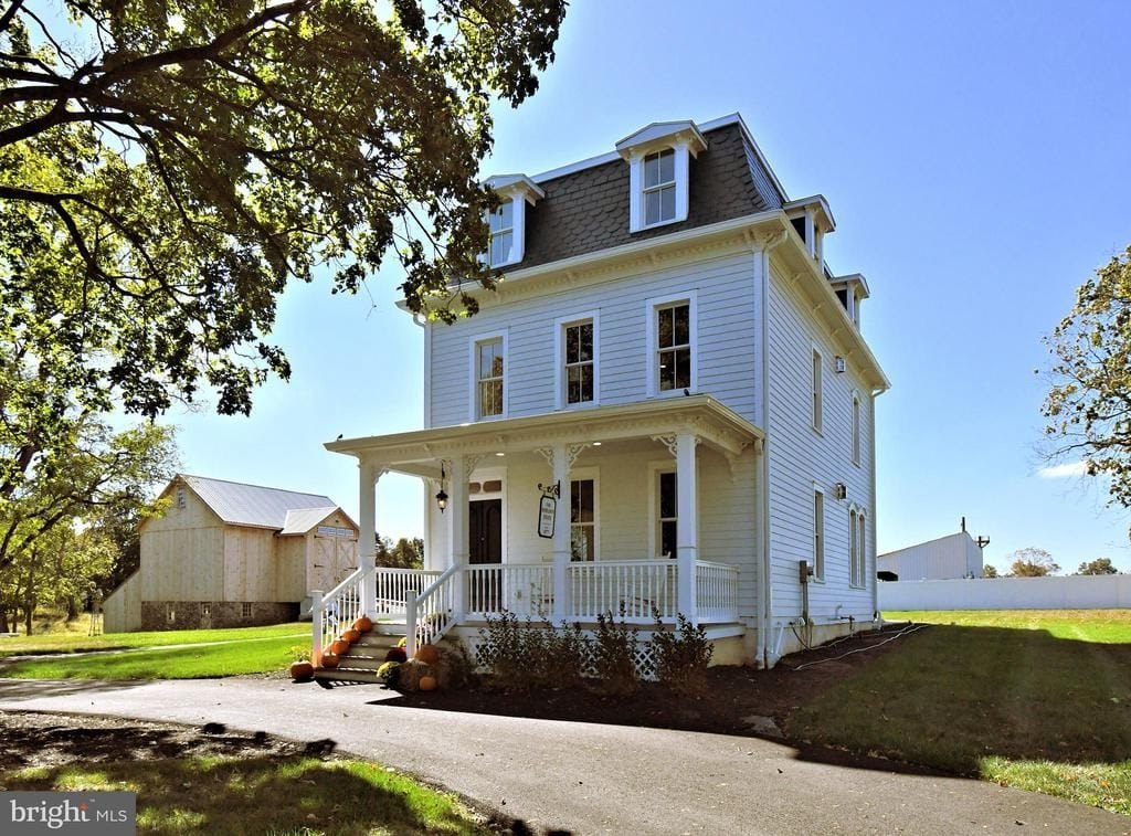 FURLONG, Pennsylvania, 18925, United States, 6 Bedrooms Bedrooms, ,3.5 BathroomsBathrooms,Residential,Forsale,1973387