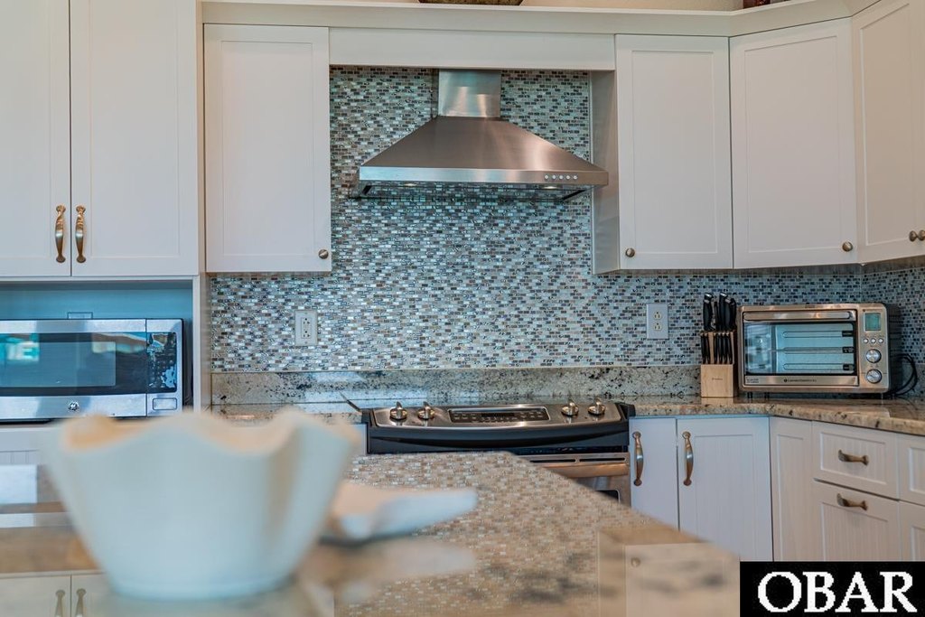 Nags Head, North Carolina, 27959, United States, 8 Bedrooms Bedrooms, ,7.5 BathroomsBathrooms,Residential,Forsale,2008060