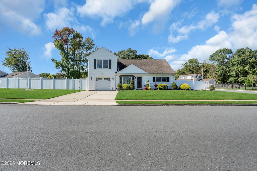 Hazlet, New Jersey, 07730, United States, 4 Bedrooms Bedrooms, ,2 BathroomsBathrooms,Residential,Forsale,1966075