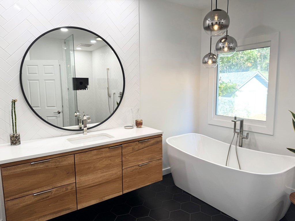 Thomasville, Georgia, 31792, United States, 6 Bedrooms Bedrooms, ,4.5 BathroomsBathrooms,Residential,Forsale,1968315