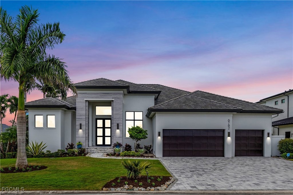 Fort Myers, Florida, 33908, United States, 4 Bedrooms Bedrooms, ,4.5 BathroomsBathrooms,Residential,Forsale,1998611