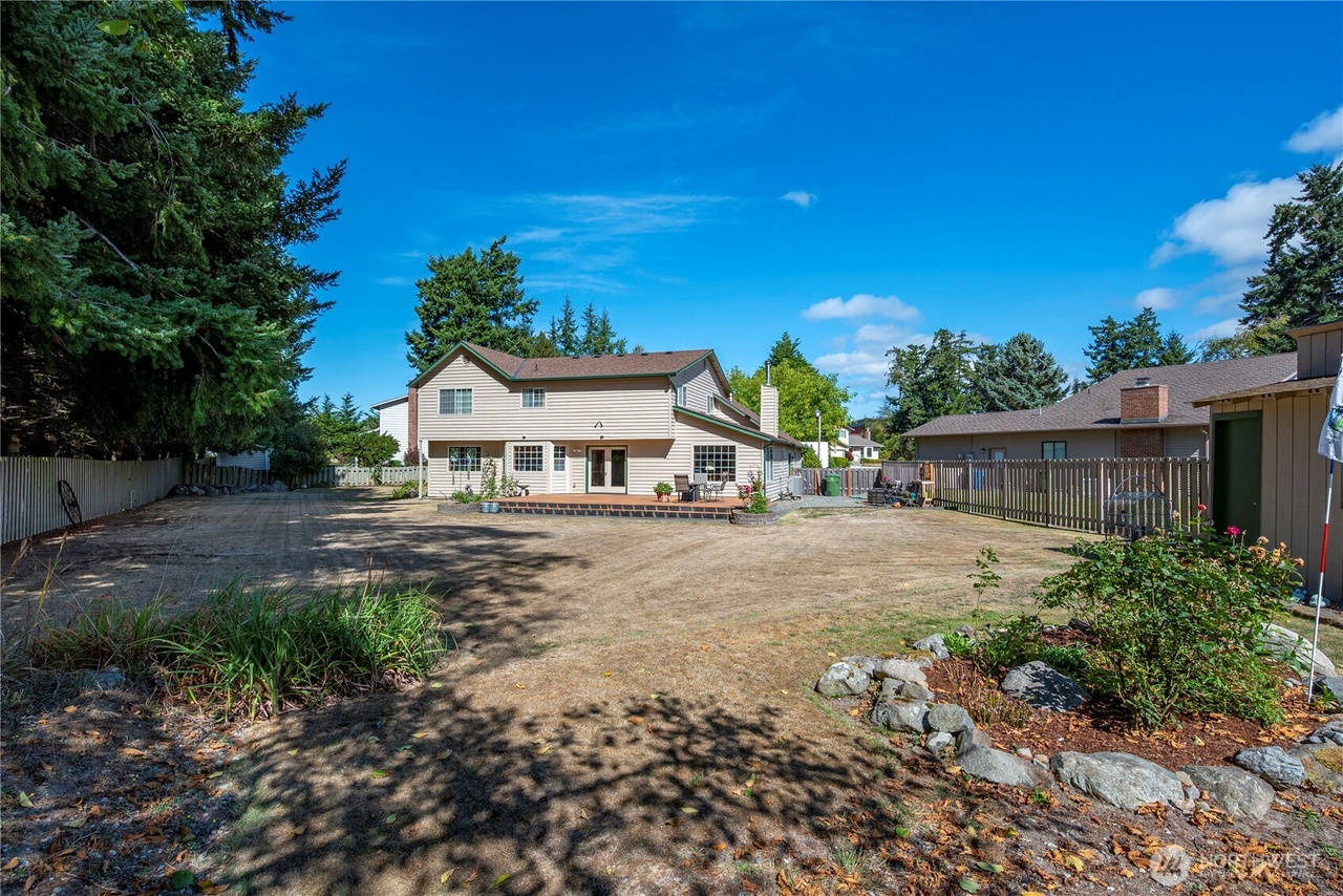 Oak Harbor, Washington, 98277, United States, 4 Bedrooms Bedrooms, ,2 BathroomsBathrooms,Residential,Forsale,1965888