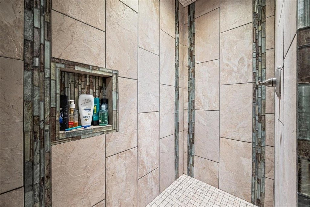 Deadwood, South Dakota, 57732, United States, 4 Bedrooms Bedrooms, ,2.5 BathroomsBathrooms,Residential,Forsale,1990698