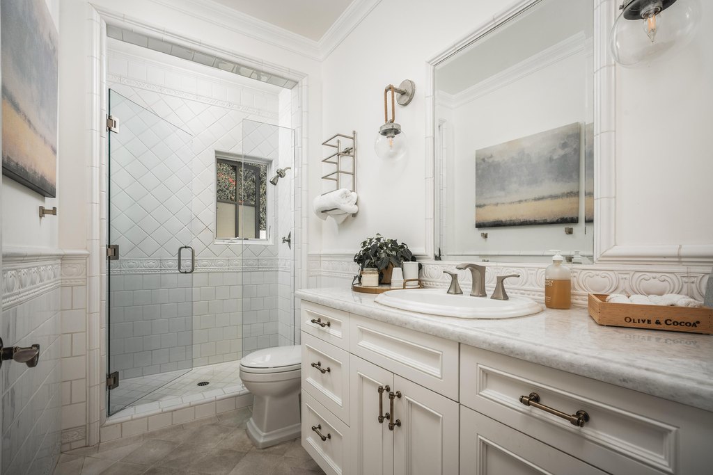 SANTA BARBARA, California, 93110, United States, 6 Bedrooms Bedrooms, ,7.5 BathroomsBathrooms,Residential,Forsale,1985950