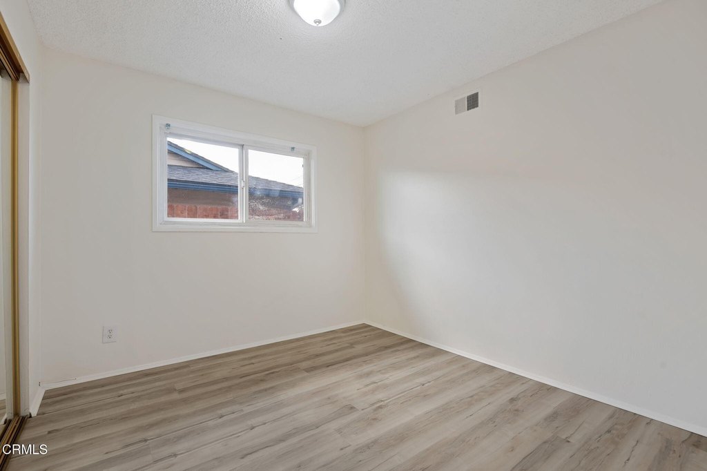 Ventura, California, 93003, United States, 3 Bedrooms Bedrooms, ,2 BathroomsBathrooms,Residential,Forsale,1985946