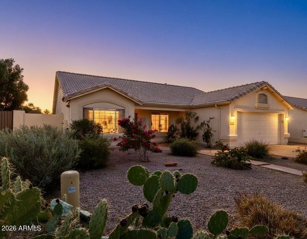 Mesa, Arizona, 85215, United States, 4 Bedrooms Bedrooms, ,2 BathroomsBathrooms,Residential,Forsale,2015027