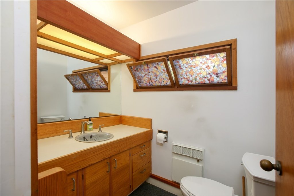 Cambria, California, 93428, United States, 3 Bedrooms Bedrooms, ,2.5 BathroomsBathrooms,Residential,Forsale,2009039