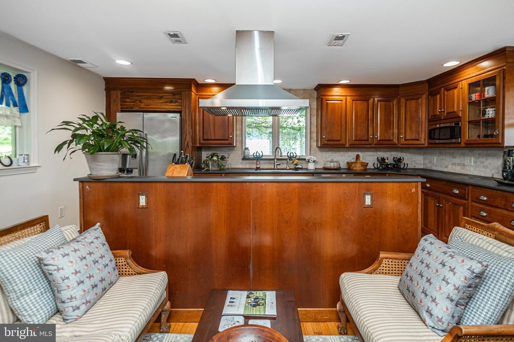 NEWTOWN, Pennsylvania, 18940, United States, 4 Bedrooms Bedrooms, ,2.5 BathroomsBathrooms,Residential,Forsale,1929515