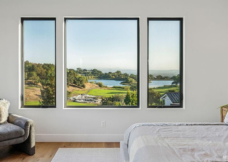 Santa Rosa, California, 95403, United States, 4 Bedrooms Bedrooms, ,4 BathroomsBathrooms,Residential,Forsale,1985927