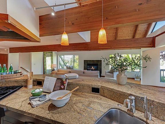 Santa Rosa, California, 95409, United States, 3 Bedrooms Bedrooms, ,2 BathroomsBathrooms,Residential,Forsale,1985924