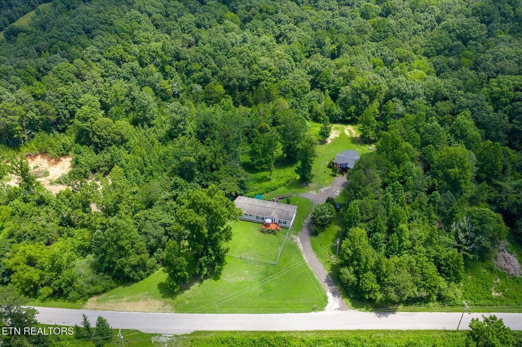 Decatur, Tennessee, 37322, United States, 4 Bedrooms Bedrooms, ,2 BathroomsBathrooms,Residential,Forsale,1929848