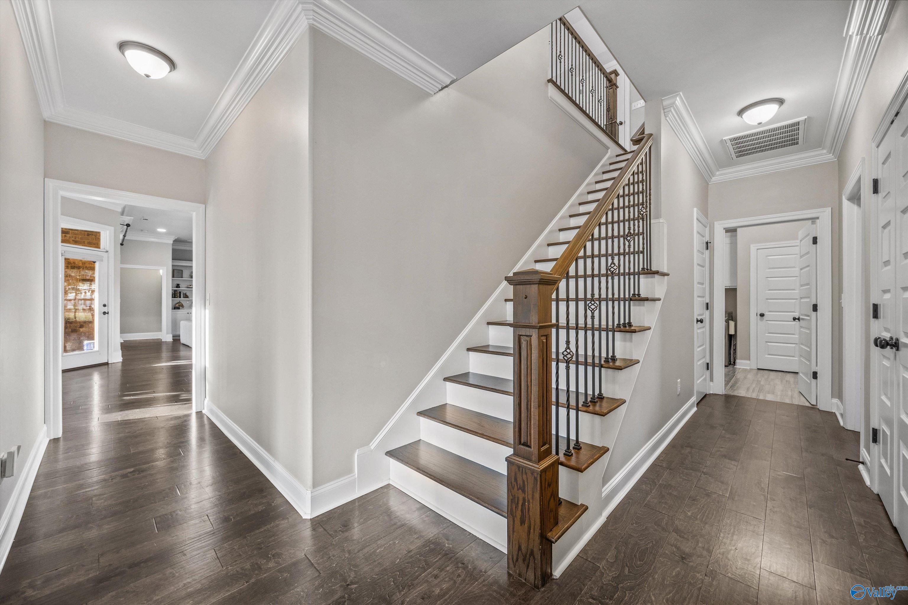 Gurley, Alabama, 35748, United States, 5 Bedrooms Bedrooms, ,4.5 BathroomsBathrooms,Residential,Forsale,2007711