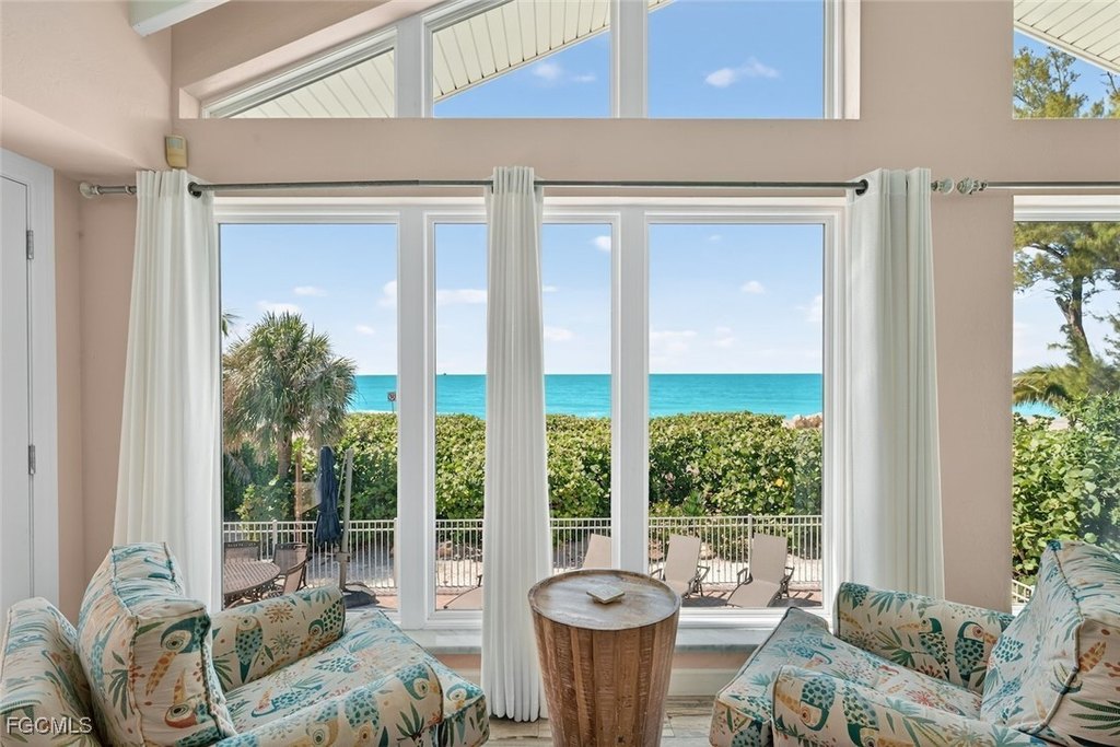 Captiva, Florida, 33924, United States, 4 Bedrooms Bedrooms, ,3.5 BathroomsBathrooms,Residential,Forsale,1971928