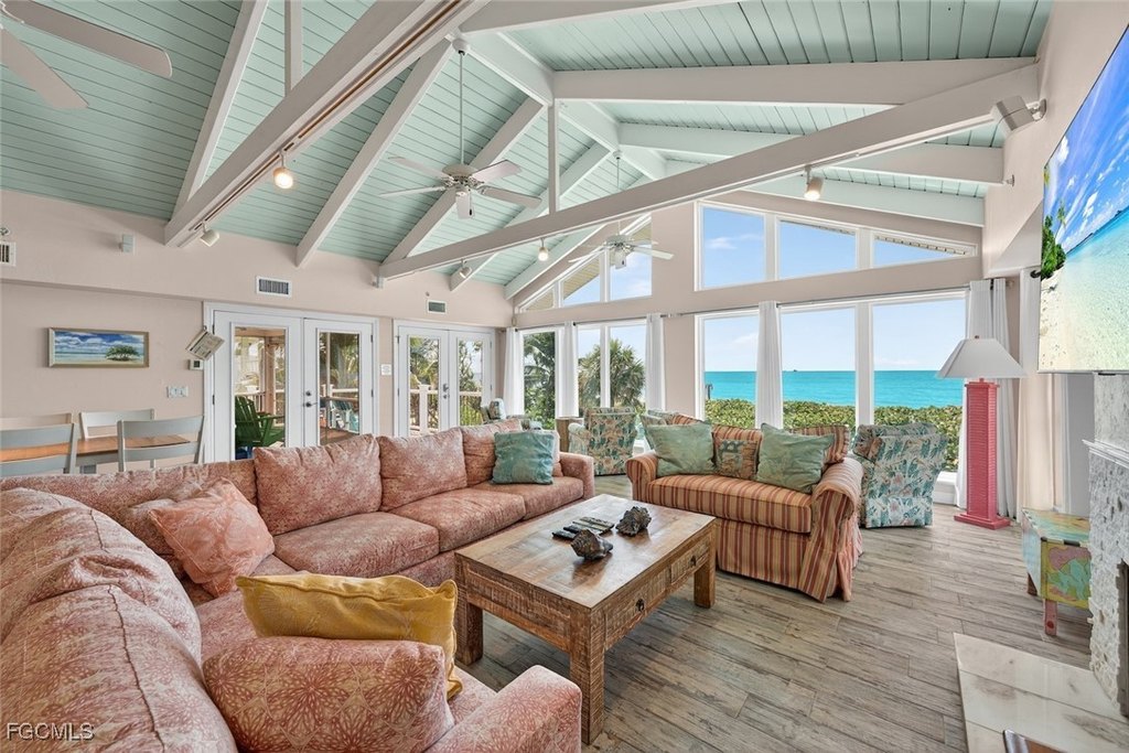 Captiva, Florida, 33924, United States, 4 Bedrooms Bedrooms, ,3.5 BathroomsBathrooms,Residential,Forsale,1971928