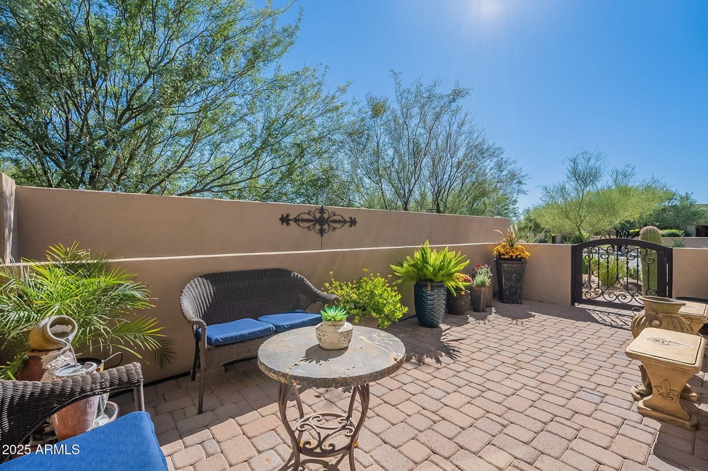 Scottsdale, Arizona, 85266, United States, 2 Bedrooms Bedrooms, ,3 BathroomsBathrooms,Residential,Forsale,2000283
