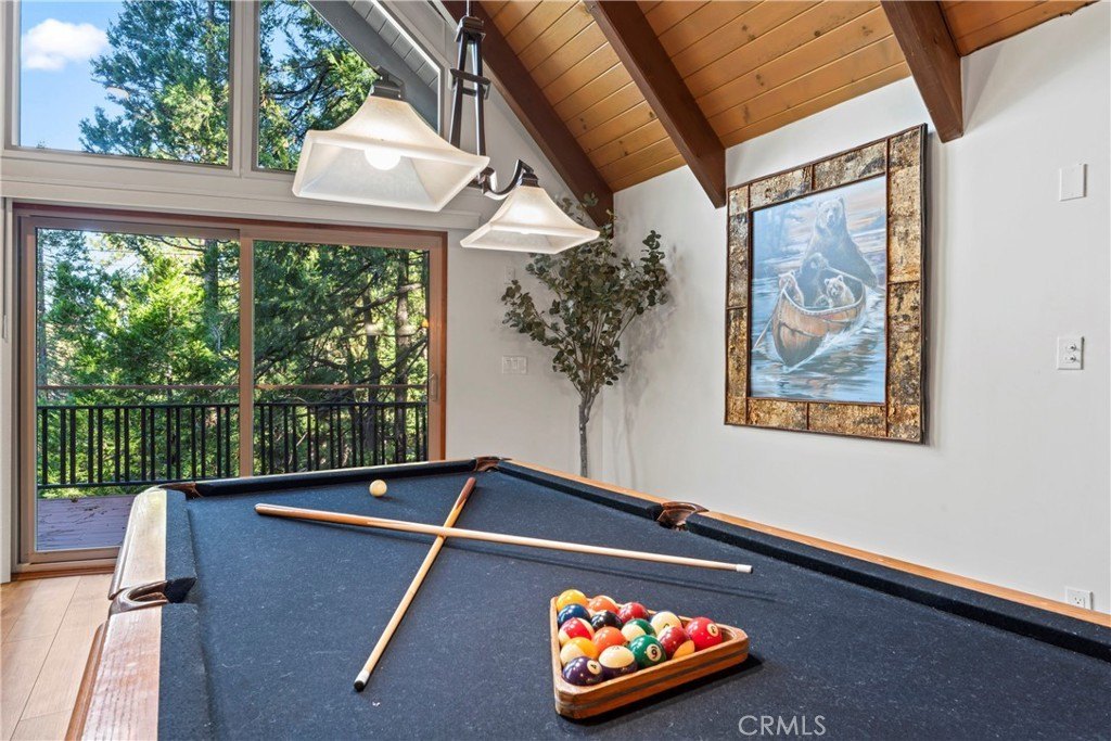 Lake Arrowhead, California, 92352, United States, 4 Bedrooms Bedrooms, ,3 BathroomsBathrooms,Residential,Forsale,1971037