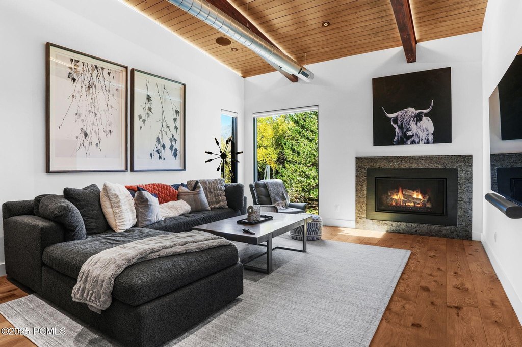 Park City, Utah, 84060, United States, 5 Bedrooms Bedrooms, ,4.5 BathroomsBathrooms,Residential,Forsale,2004724