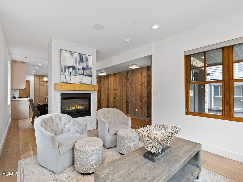 Park City, Utah, 84060, United States, 6 Bedrooms Bedrooms, ,7 BathroomsBathrooms,Residential,Forsale,1994179