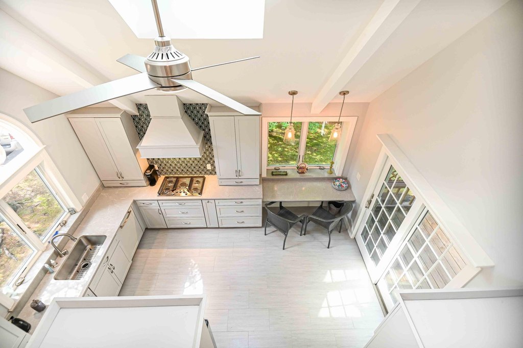 York, Maine, 03909, United States, 3 Bedrooms Bedrooms, ,3 BathroomsBathrooms,Residential,Forsale,1968210