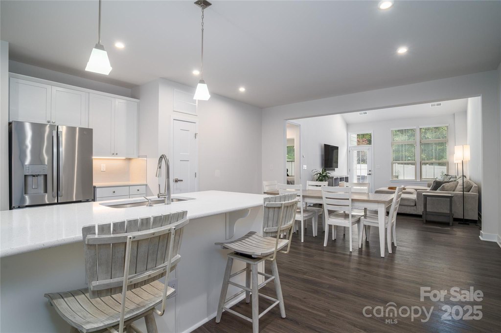 Mooresville, North Carolina, 28117, United States, 3 Bedrooms Bedrooms, ,2.5 BathroomsBathrooms,Residential,Forsale,2004566