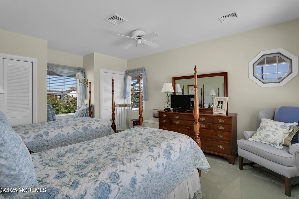 Mantoloking, New Jersey, 08738, United States, 6 Bedrooms Bedrooms, ,4 BathroomsBathrooms,Residential,Forsale,1966063