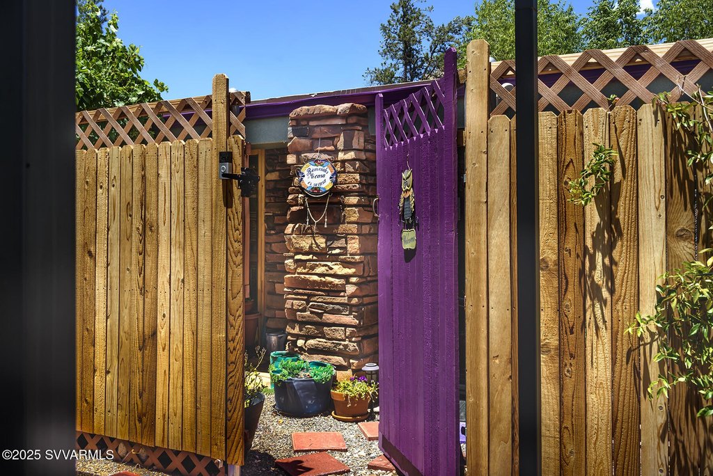 Sedona, Arizona, 86336, United States, 2 Bedrooms Bedrooms, ,1 BathroomBathrooms,Residential,Forsale,2004626