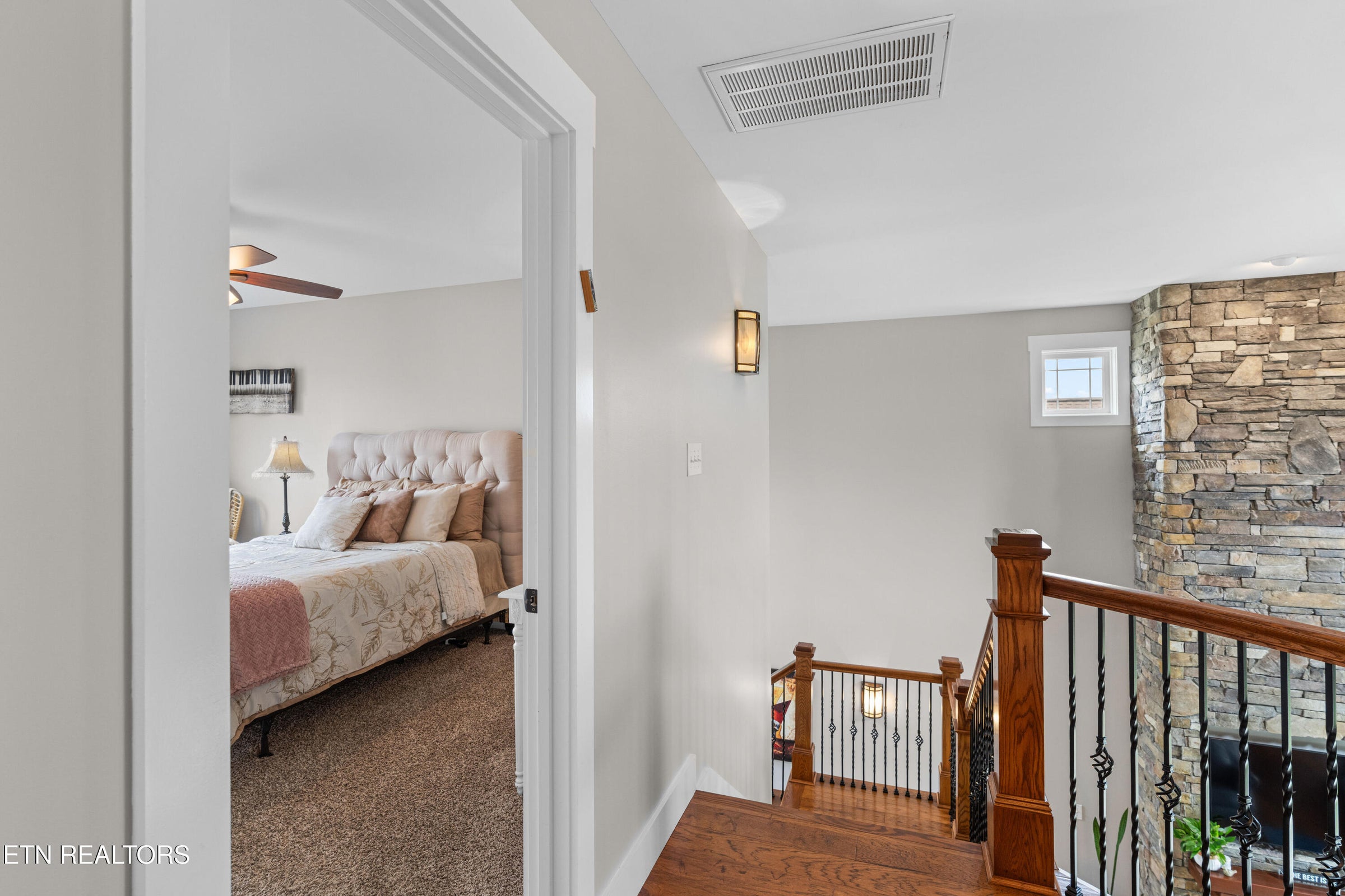 Maryville, Tennessee, 37804, United States, 4 Bedrooms Bedrooms, ,2 BathroomsBathrooms,Residential,Forsale,1973599