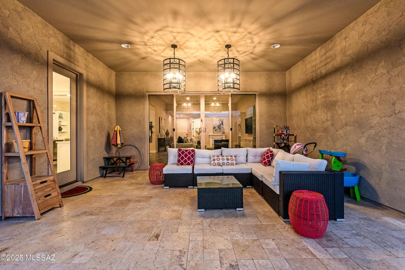 Tucson, Arizona, 85737, United States, 3 Bedrooms Bedrooms, ,4 BathroomsBathrooms,Residential,Forsale,1990093