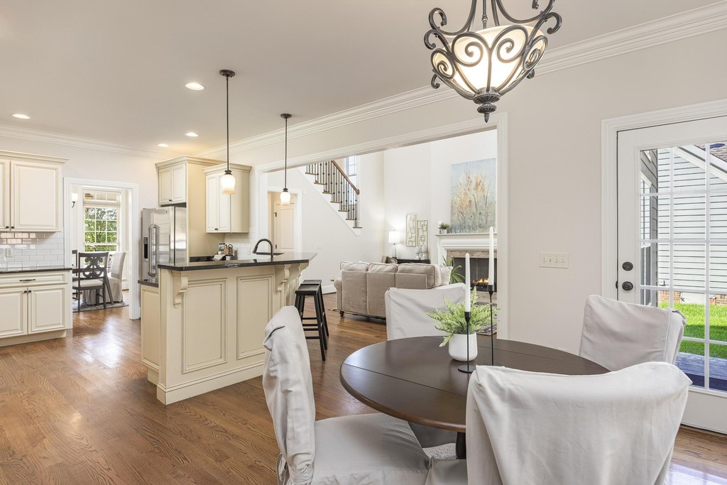 Chattanooga, Tennessee, 37415, United States, 4 Bedrooms Bedrooms, ,2.5 BathroomsBathrooms,Residential,Forsale,1995340