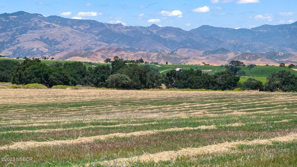 Santa Ynez, California, 93460, United States, 3 Bedrooms Bedrooms, ,2 BathroomsBathrooms,Residential,Forsale,1985951