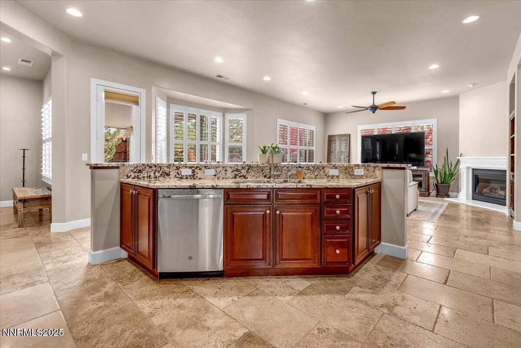 Sparks, Nevada, 89436, United States, 4 Bedrooms Bedrooms, ,3 BathroomsBathrooms,Residential,Forsale,1993789