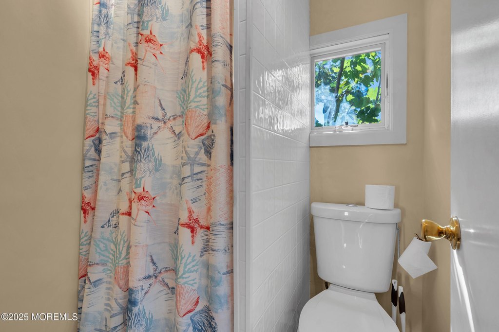 Lavallette, New Jersey, 08735, United States, 5 Bedrooms Bedrooms, ,3.5 BathroomsBathrooms,Residential,Forsale,2008467