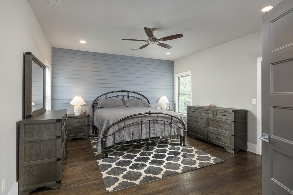 Harrison, Tennessee, 37341, United States, 4 Bedrooms Bedrooms, ,2.5 BathroomsBathrooms,Residential,Forsale,1922197