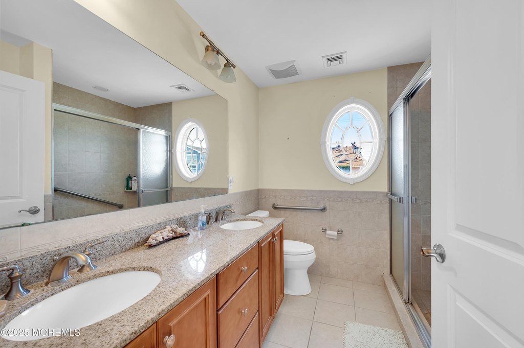 Manasquan, New Jersey, 08736, United States, 5 Bedrooms Bedrooms, ,3.5 BathroomsBathrooms,Residential,Forsale,1984562