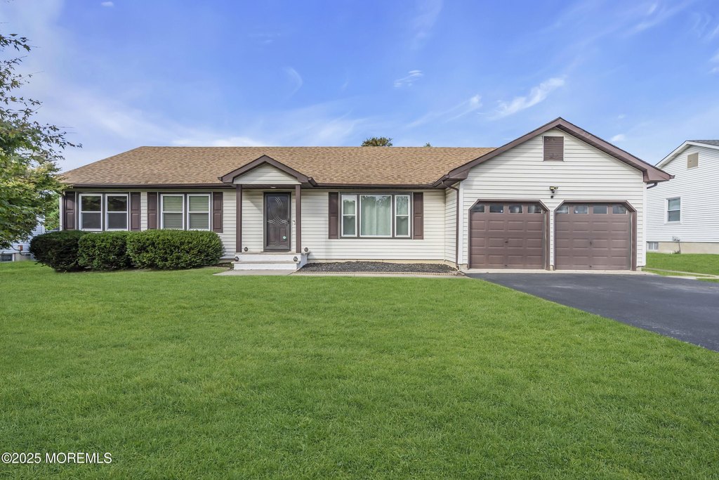 Toms River, New Jersey, 08753, United States, 3 Bedrooms Bedrooms, ,2 BathroomsBathrooms,Residential,Forsale,1994030 Toms River, New Jersey, 08753, United States, 3 Bedrooms Bedrooms, ,2 BathroomsBathrooms,Residential,Forsale,1994030