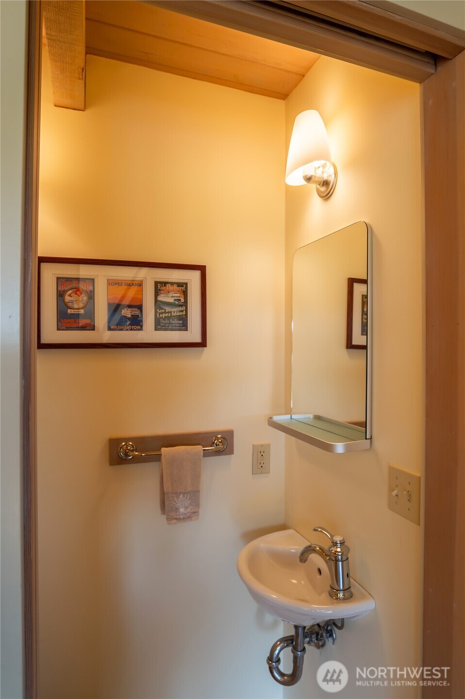 Lopez Island, Washington, 98261, United States, 2 Bedrooms Bedrooms, ,1.5 BathroomsBathrooms,Residential,Forsale,2009204