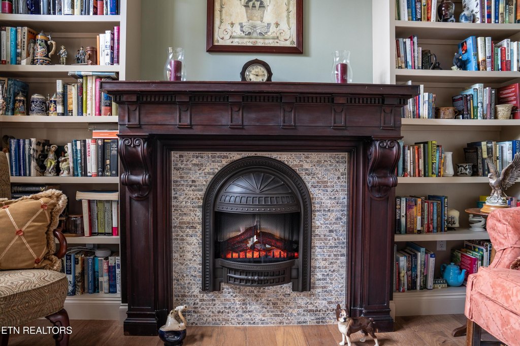 Crossville, Tennessee, 38558, United States, 4 Bedrooms Bedrooms, ,3 BathroomsBathrooms,Residential,Forsale,1952849