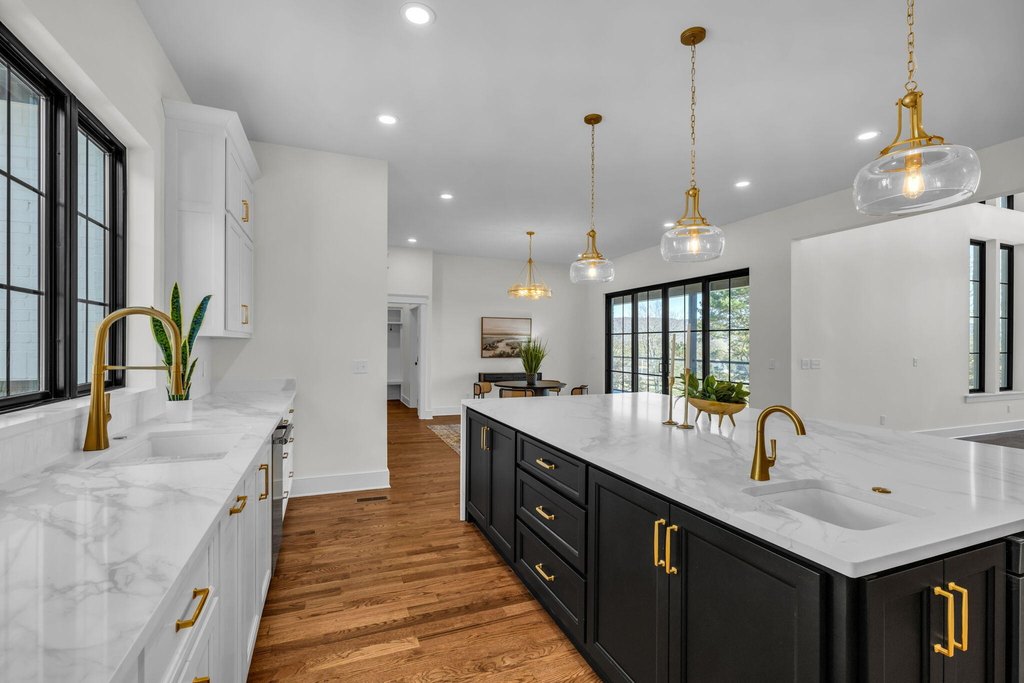 Ooltewah, Tennessee, 37363, United States, 5 Bedrooms Bedrooms, ,5.5 BathroomsBathrooms,Residential,Forsale,2009543