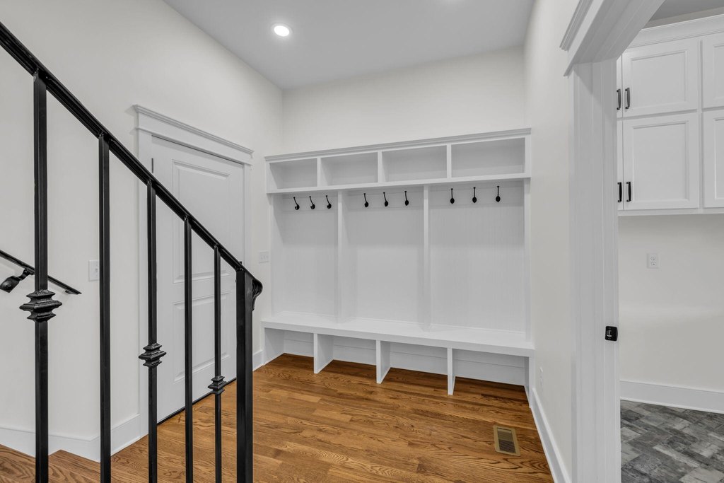 Ooltewah, Tennessee, 37363, United States, 5 Bedrooms Bedrooms, ,5.5 BathroomsBathrooms,Residential,Forsale,2009543