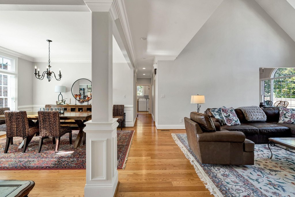 Cleveland, Tennessee, 37312, United States, 5 Bedrooms Bedrooms, ,3.5 BathroomsBathrooms,Residential,Forsale,2004697