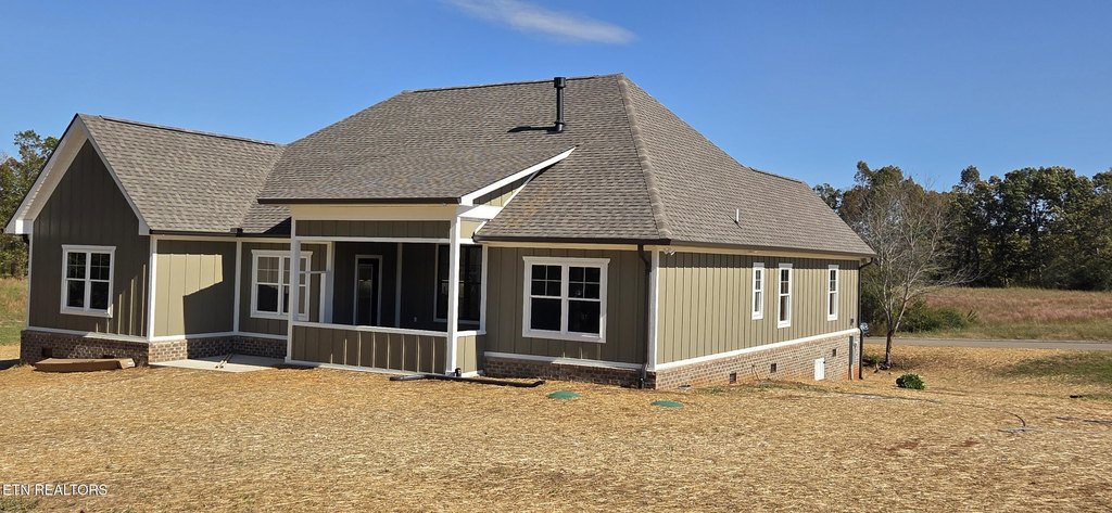 Madisonville, Tennessee, 37354, United States, 3 Bedrooms Bedrooms, ,2 BathroomsBathrooms,Residential,Forsale,1973608