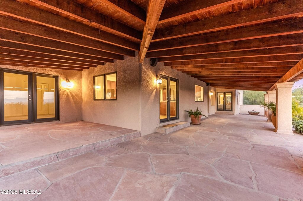 Tucson, Arizona, 85718, United States, 4 Bedrooms Bedrooms, ,3 BathroomsBathrooms,Residential,Forsale,1990373