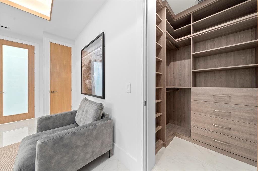 Fort Lauderdale, Florida, 33301, United States, 6 Bedrooms Bedrooms, ,5.5 BathroomsBathrooms,Residential,Forsale,1994100